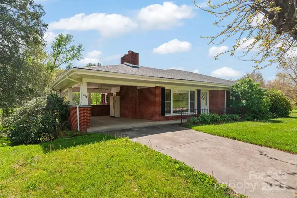 1294 Beaverdam Road, Canton, NC 28716