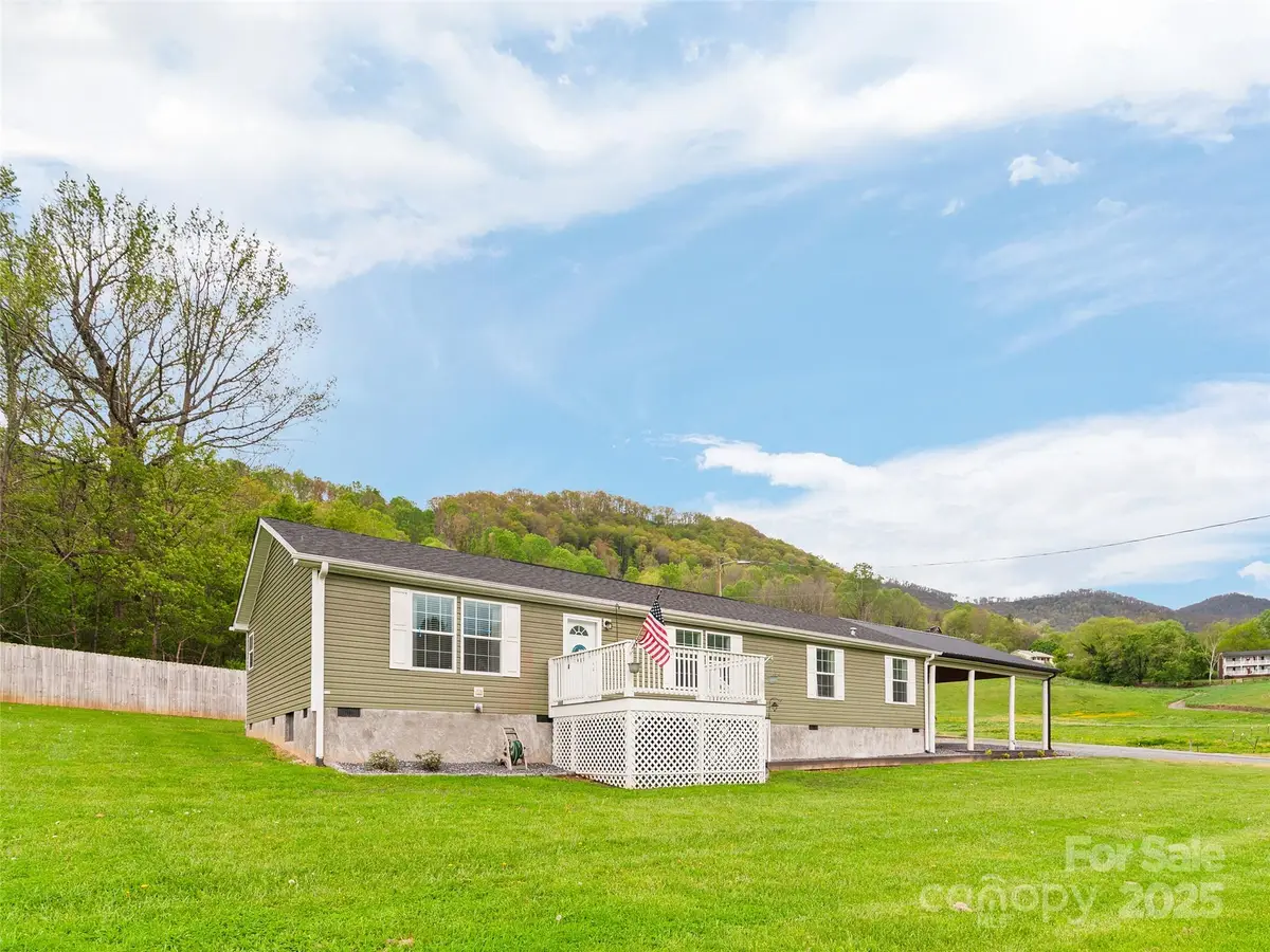 51 Blazing Trail, Waynesville, NC 28786 - Image #1