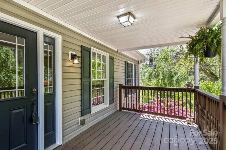 689 New Haw Creek Road, Asheville, NC 28805 - Image #3