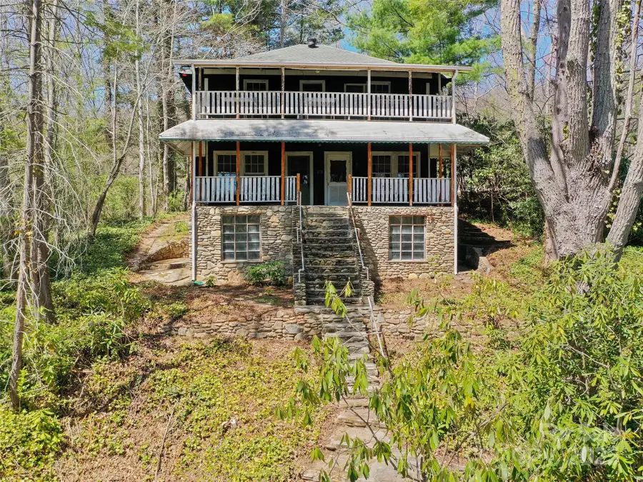 40 Wells Road, Waynesville, NC 28785 - Image #2