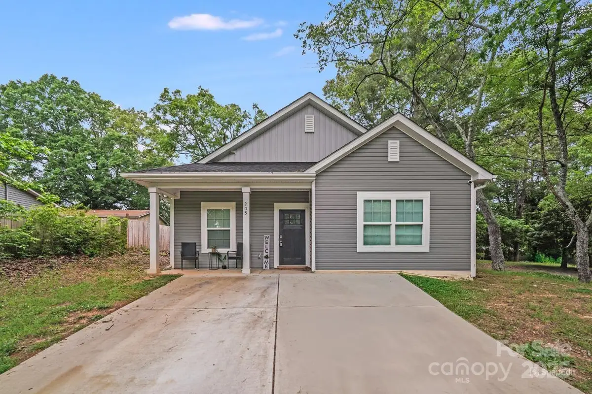 205 E Maine Avenue, Bessemer City, NC 28016 - Image #1