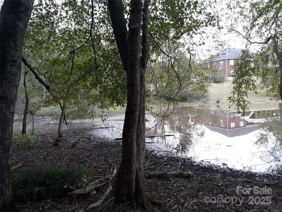 4852 Rio De Luna Drive #31,32, & 33, Hickory, NC 28601 - Image #2