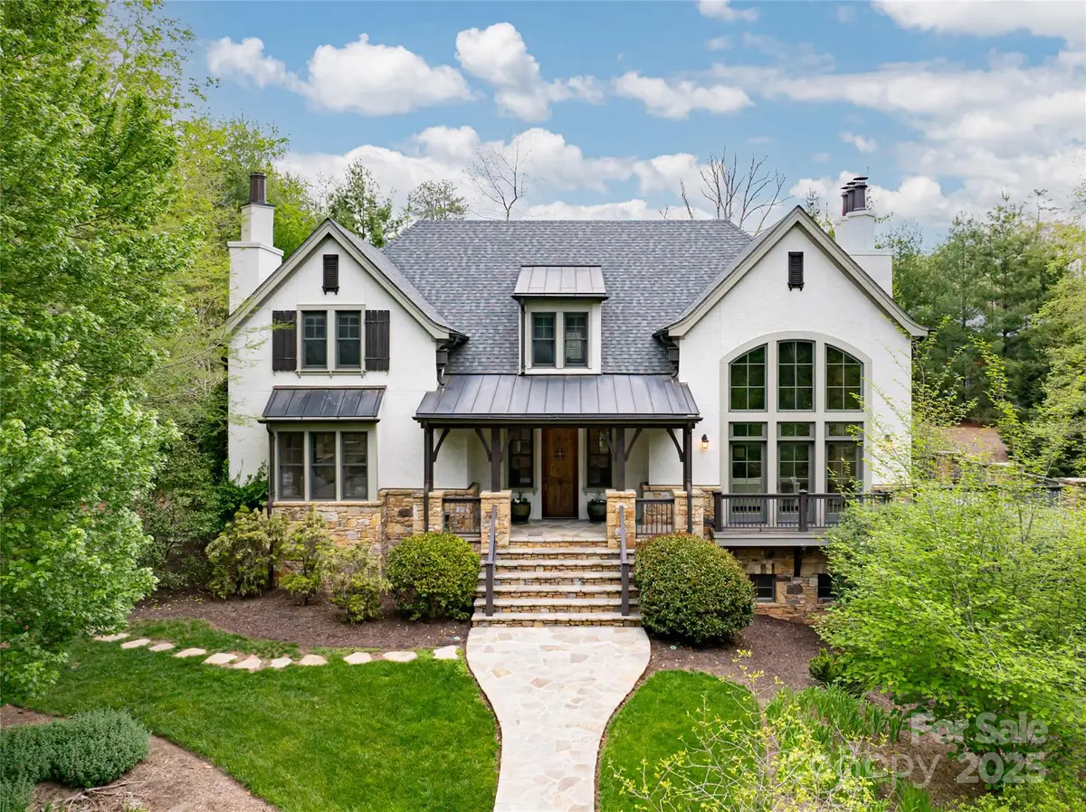 32 Ramble Way, Asheville, NC 28803 - Image #1