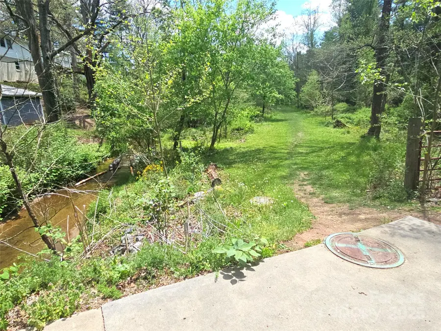 99999 Hillside Terrace, Asheville, NC 28806 - Image #2