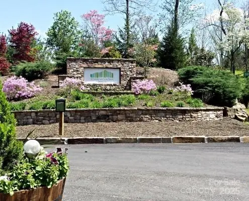 17 Franklin Trace Drive #17, Asheville, NC 28804