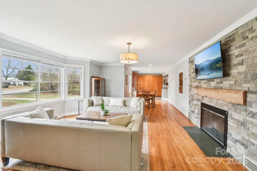 64 Alexander Road, Weaverville, NC 28787 - Image #3