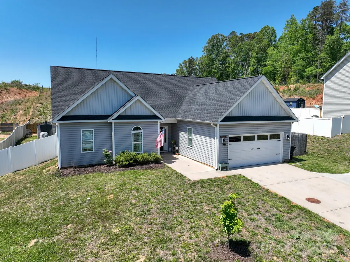 2205 Philadelphia Church Road, Dallas, NC 28034 - Image #1