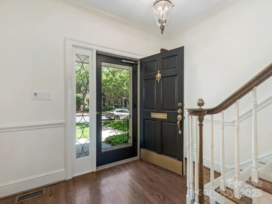 232 Perrin Place, Charlotte, NC 28207 - Image #3