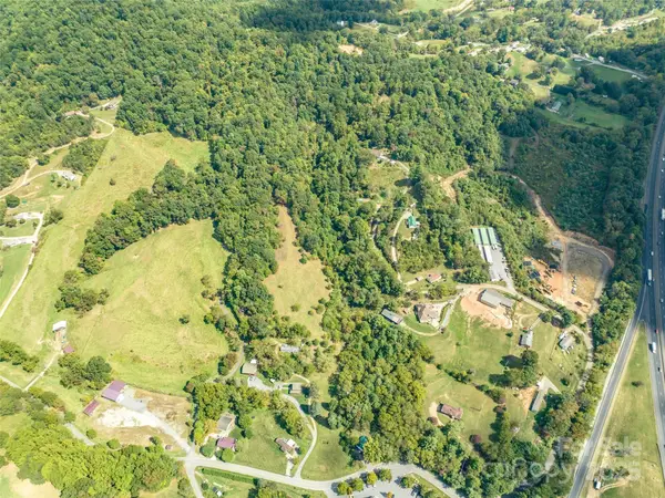 74 Buckeye Cove Road, Canton, NC 28716