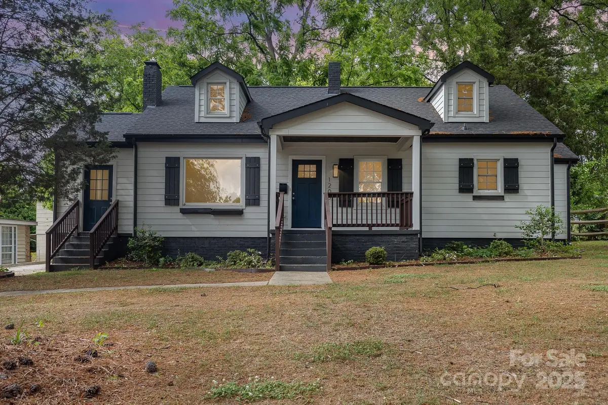 1208 Fordham Road, Charlotte, NC 28208 - Image #1