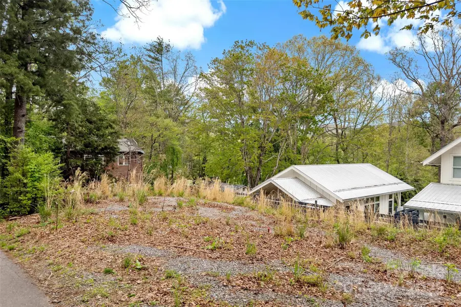 102 Byrd Road, Black Mountain, NC 28711 - Image #2