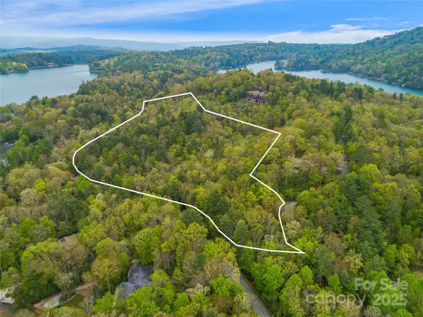 3539 West Club Boulevard, Lake Toxaway, NC 28747