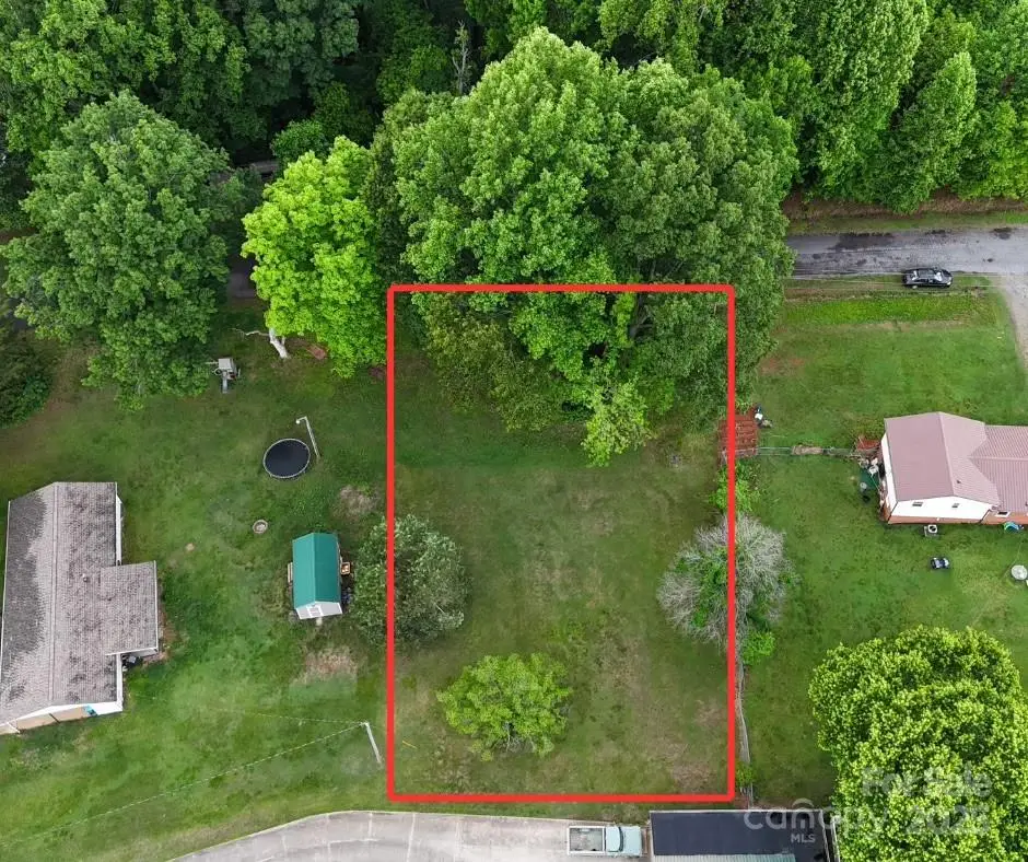 827 Flint Drive, Statesville, NC 28677 - Image #1