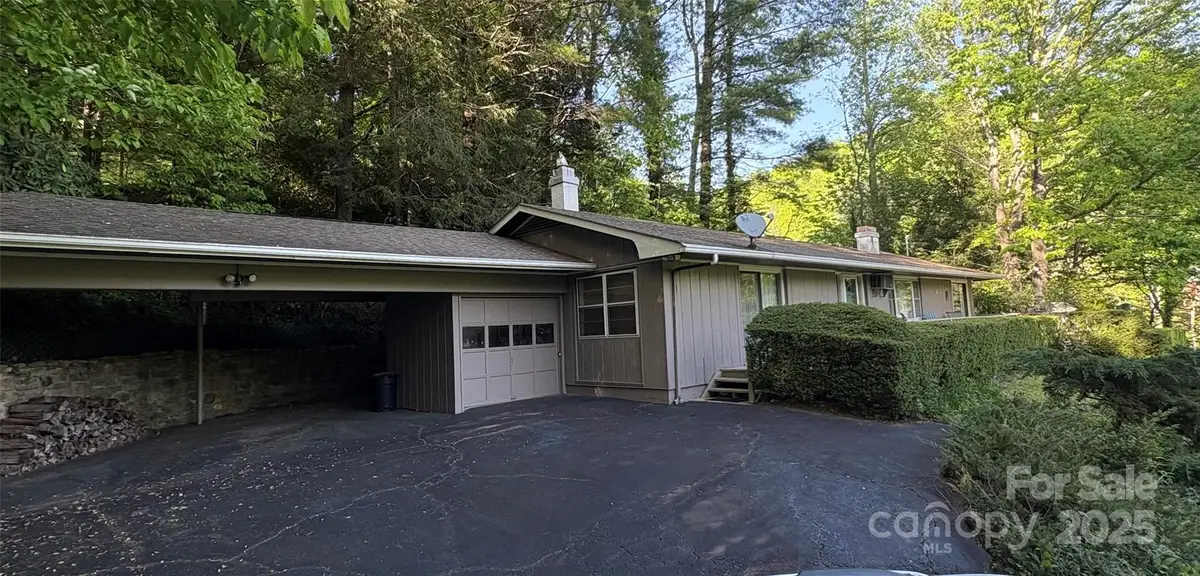 108 Golfview Drive, Maggie Valley, NC 28751 - Image #1