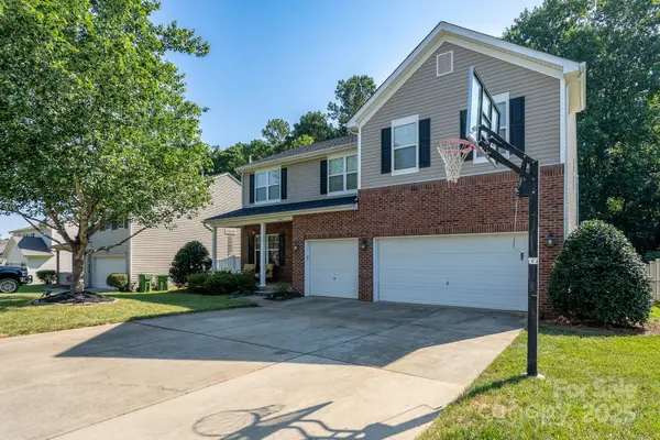 304 Augustus Lane, Mount Holly, NC 28120