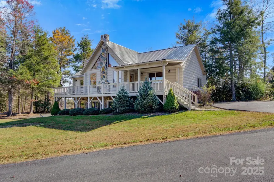 969 Twin Bridges Drive, Fleetwood, NC 28626 - Image #3