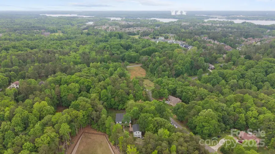 17421 Green Hill Road, Charlotte, NC 28278 - Image #2