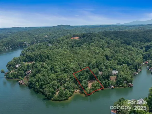99999 Hawthorne Drive, Lake Lure, NC 28746