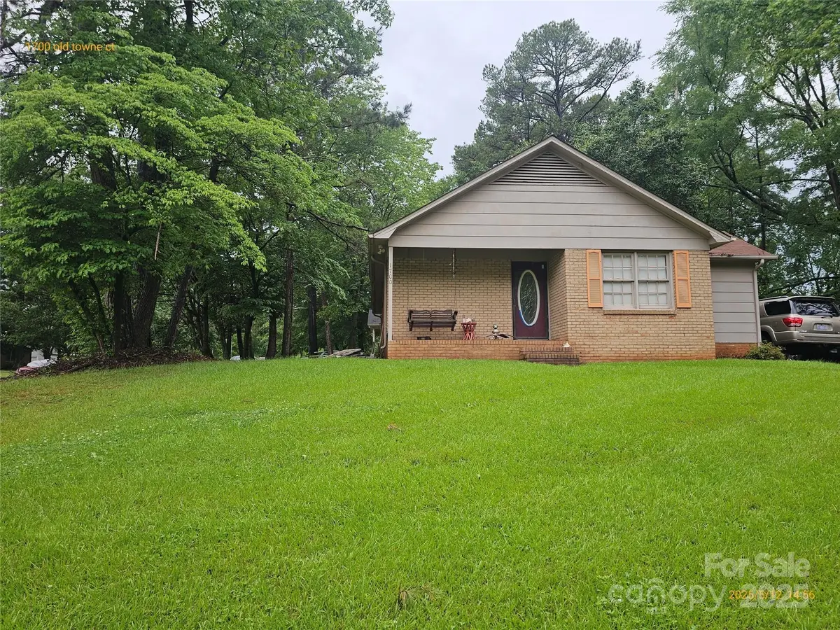 1700 Old Towne Court, Charlotte, NC 28217 - Image #1