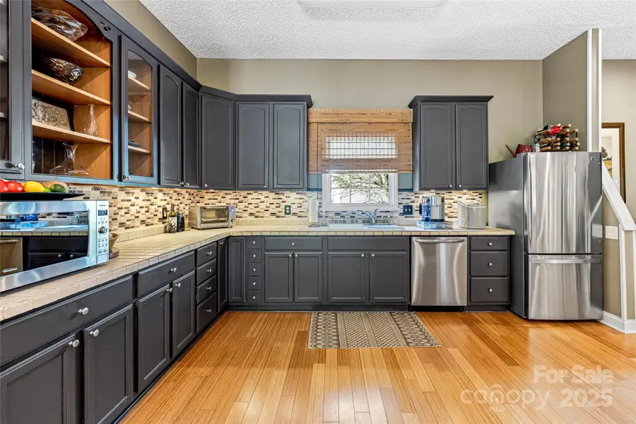 672 Blythe Street, Hendersonville, NC 28739 - #2