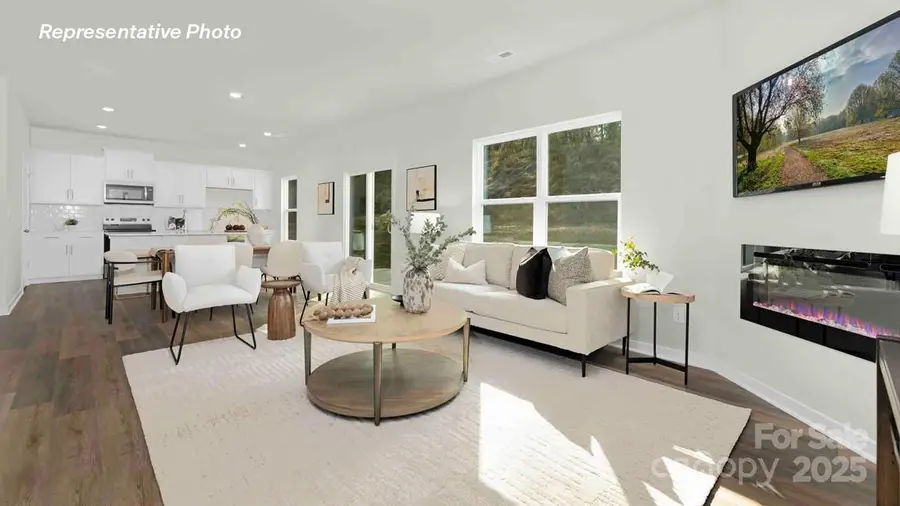 5540 Pamplona Way, Charlotte, NC 28214 - Image #3