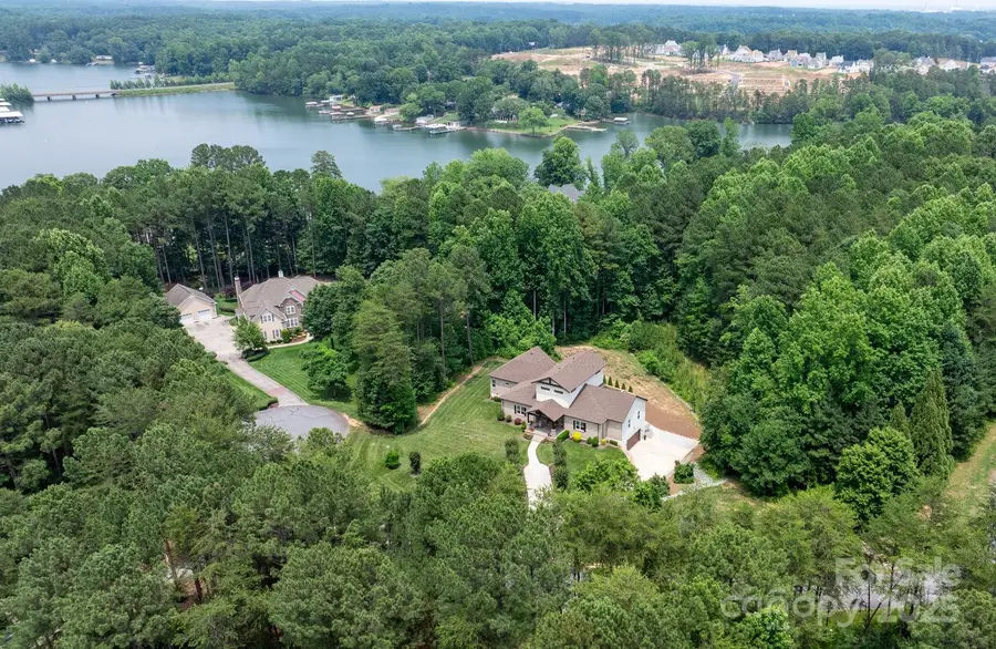 4616 Gold Finch Drive, Denver, NC 28037 - Image #2