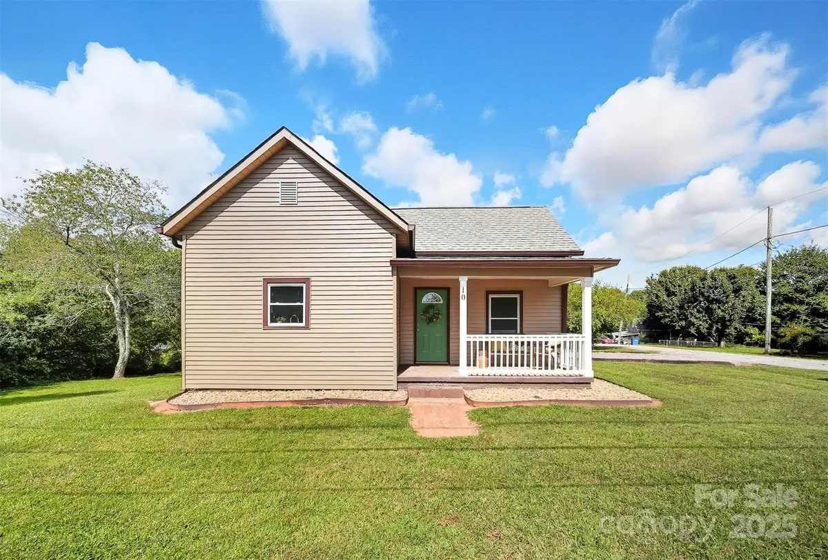 10 Lake Street, Granite Falls, NC 28630 - Image #1