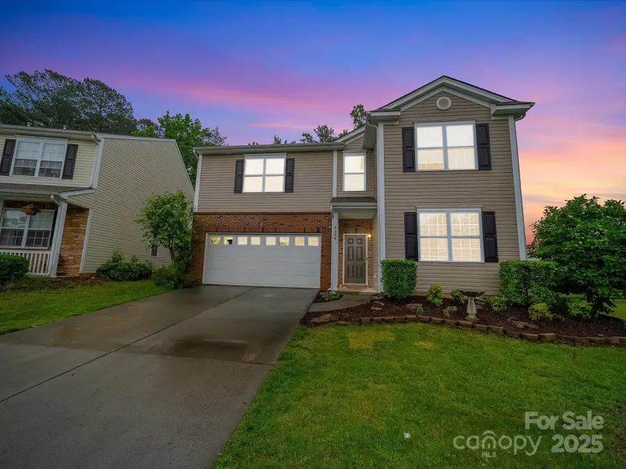 2306 Nettleton Court, Matthews, NC 28105 - Image #3