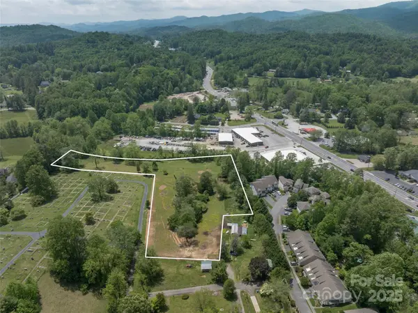 99999 Hamilton Drive, Brevard, NC 28712