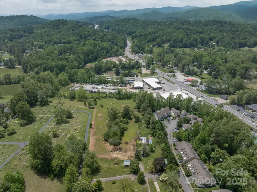 99999 Hamilton Drive, Brevard, NC 28712 - Image #2