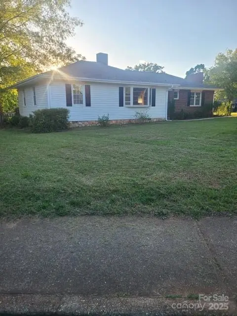 520 Lucerne Drive, Spartanburg, SC 29302