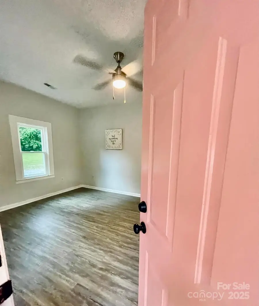 357 Huger Street, Cheraw, SC 29520 - Image #3