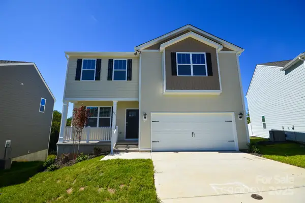 823 Adelston Lane, Asheville, NC 28804