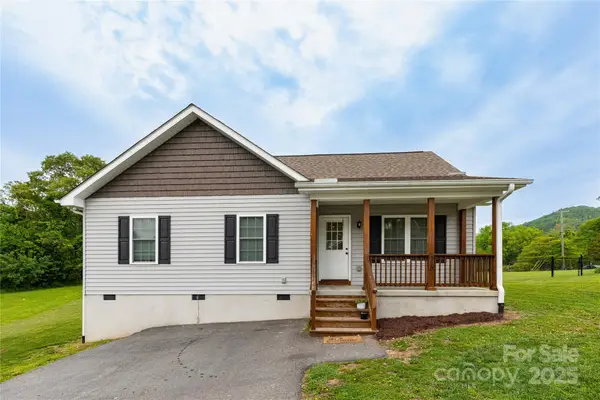 28 Trillium Meadows Lane #5, Hendersonville, NC 28792