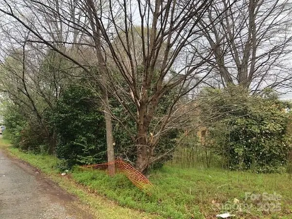 4833 Hickory Grove Road, Charlotte, NC 28215