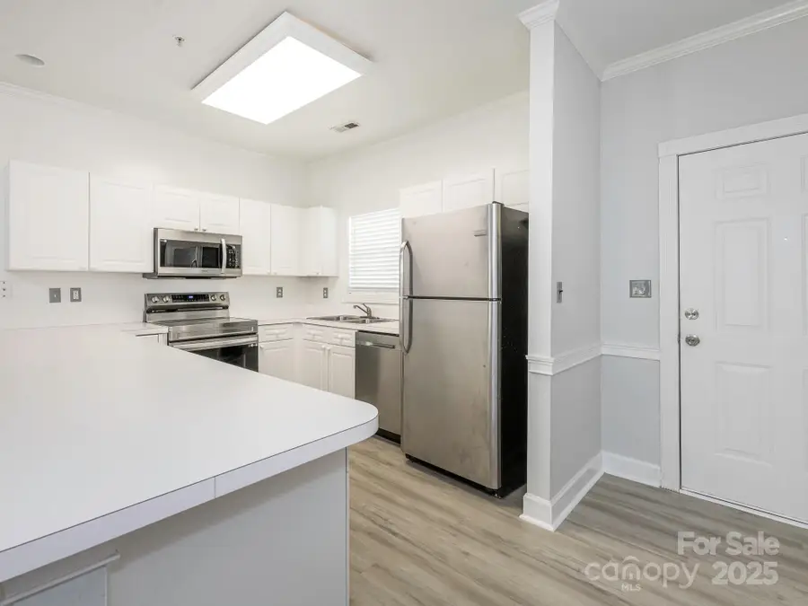 8747 Coralbell Lane, Charlotte, NC 28213 - Image #3