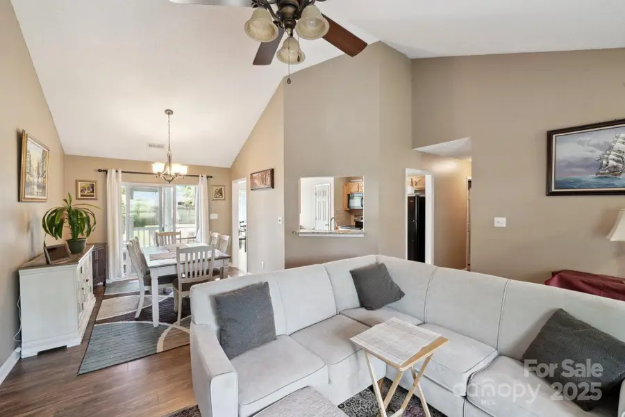 8105 Castlemaine Drive, Matthews, NC 28104 - Image #3