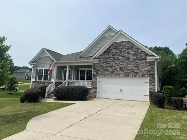 120 Autumn Mist Road, Statesville, NC 28677