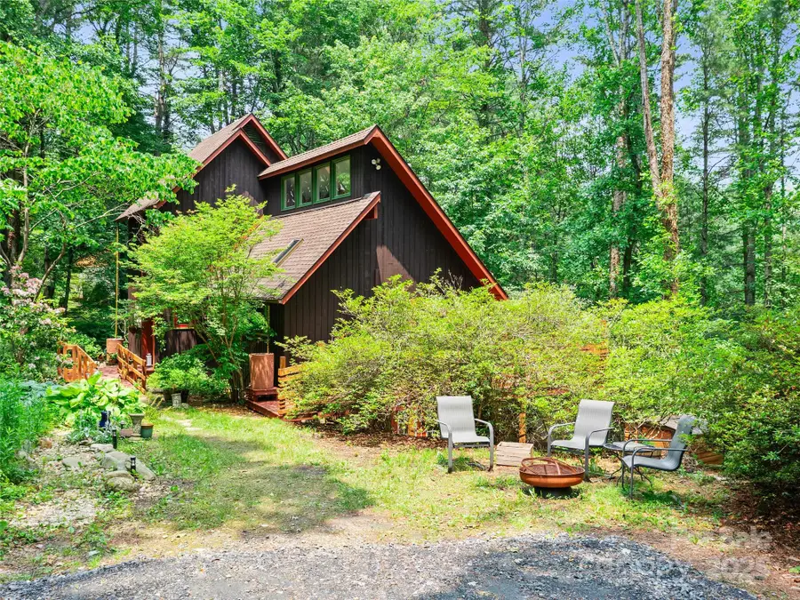 278 Mount View Drive, Burnsville, NC 28714 - Image #2