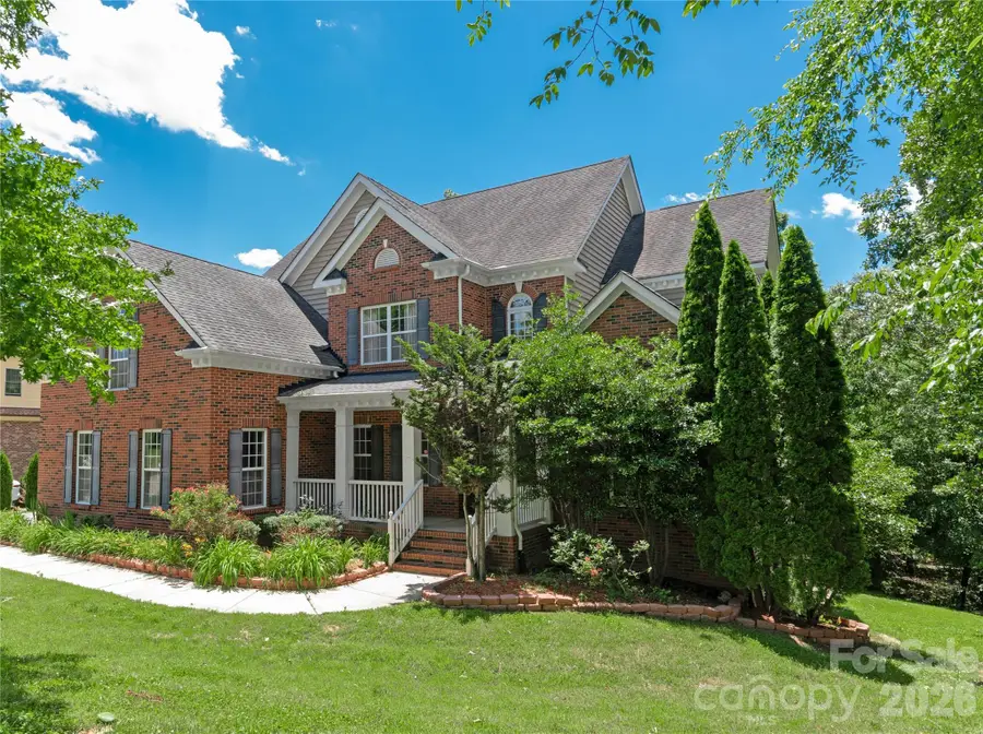 8914 Landsdowne Avenue, Harrisburg, NC 28075 - Image #2