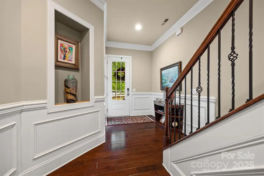 703 English Tudor Lane, Charlotte, NC 28211 - Image #3