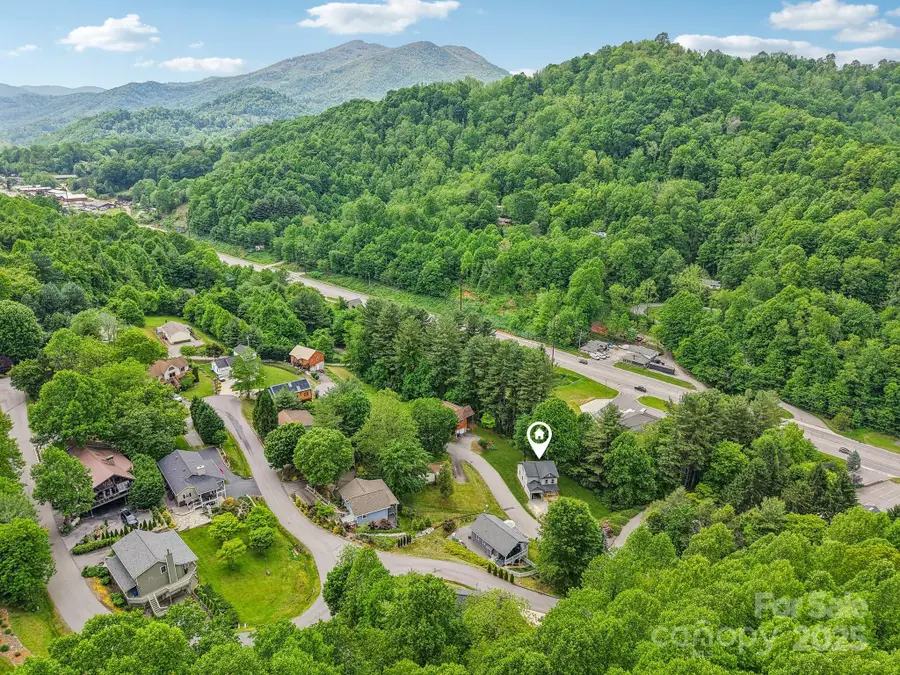 12 Whipoorwill Way, Waynesville, NC 28786 - Image #2