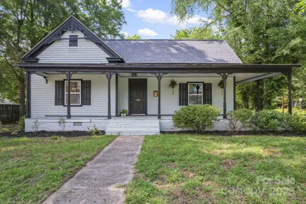 118 Cabarrus Avenue W, Concord, NC 28025