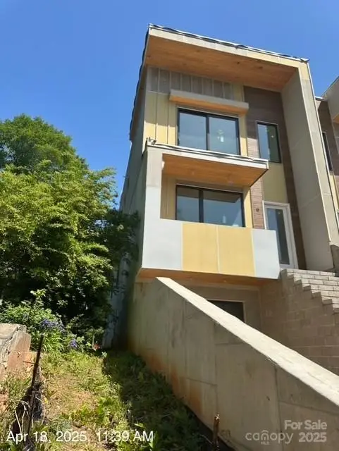 312 Wesley Heights Way #A, Charlotte, NC 28208