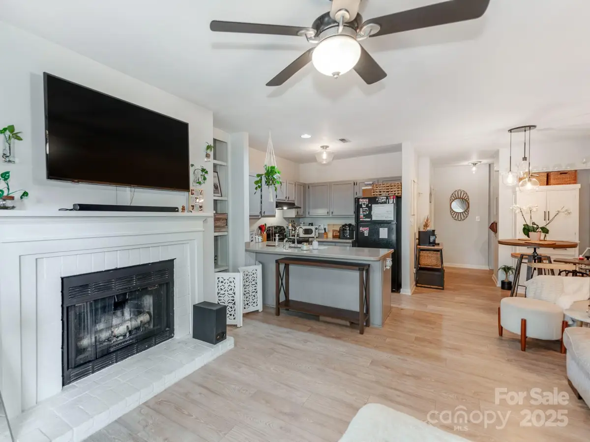 3308 Selwyn Farms Lane #2, Charlotte, NC 28209 - Image #1