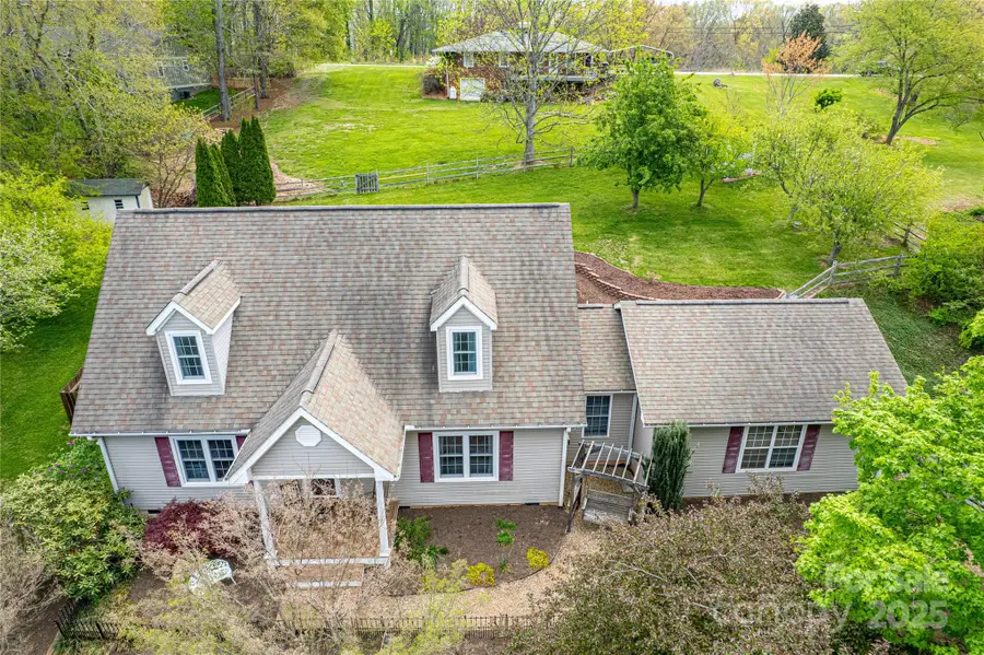 25 N Willow Brook Drive, Asheville, NC 28806 - Image #3