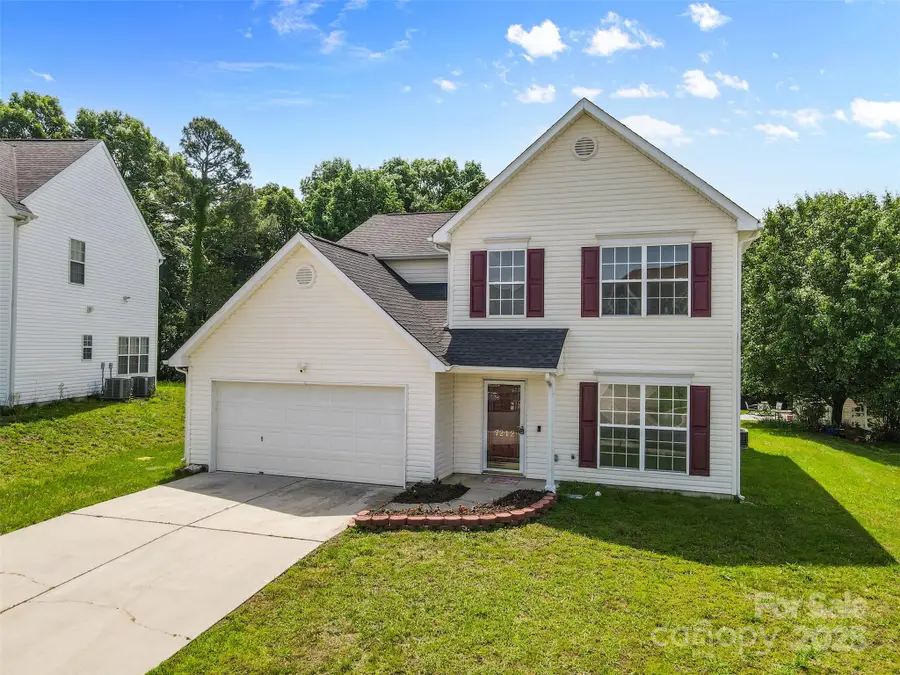 7212 Ravanna Drive, Charlotte, NC 28213 - Image #2