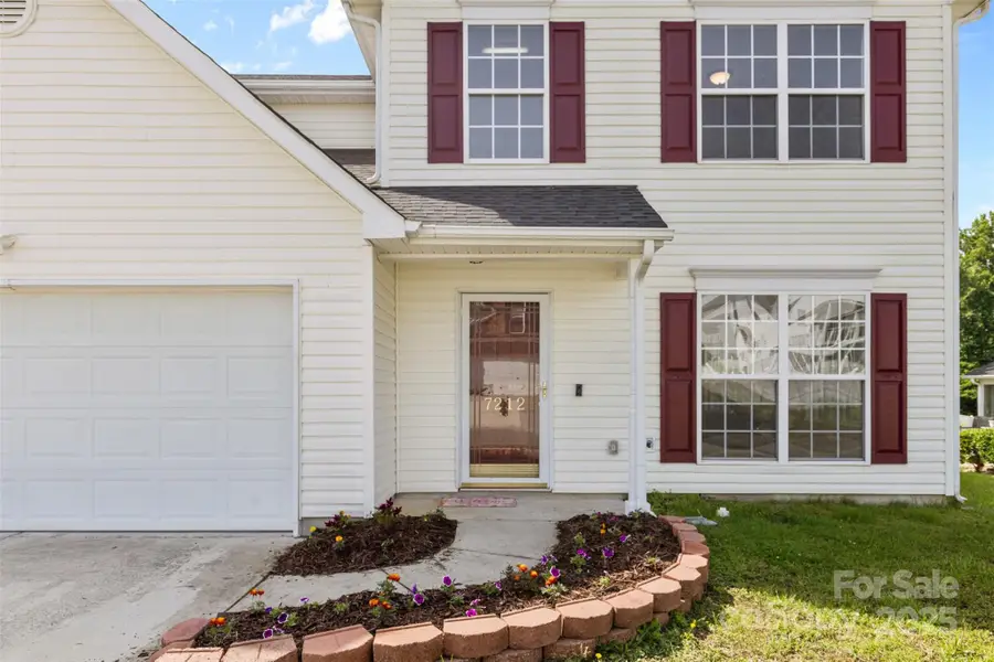 7212 Ravanna Drive, Charlotte, NC 28213 - Image #3
