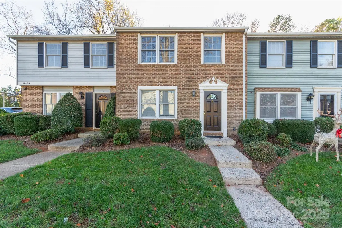 9464 Lexington Circle #B, Charlotte, NC 28213 - Image #1