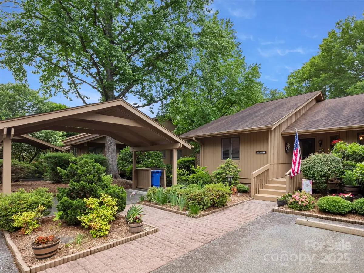 502 Spanish Oak Lane, Hendersonville, NC 28791 - Image #1